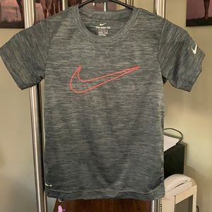 Nike gray with orange check tee. Dri fit sz 7